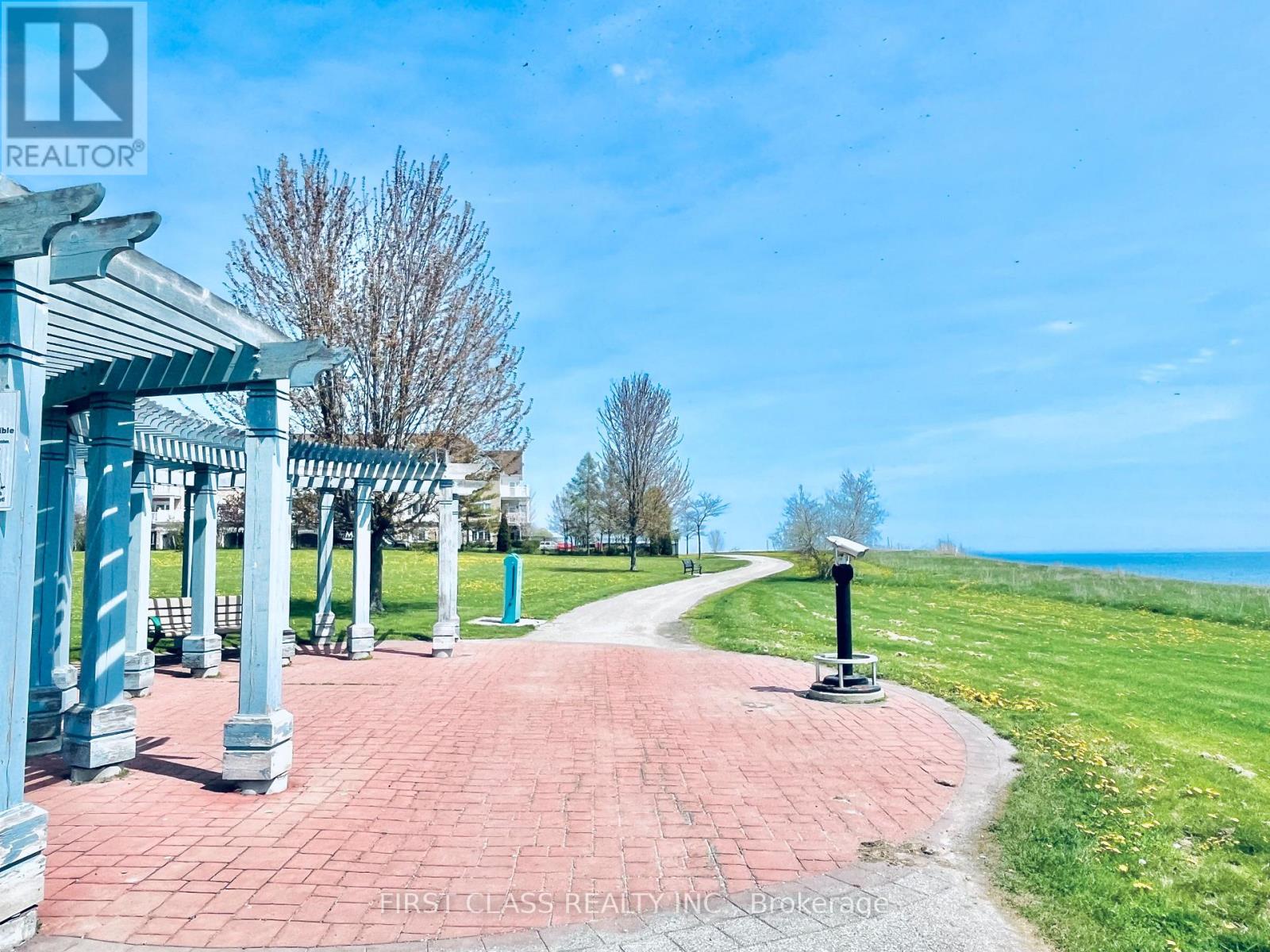 #330 50 LAKEBREEZE DRIVE - 27
