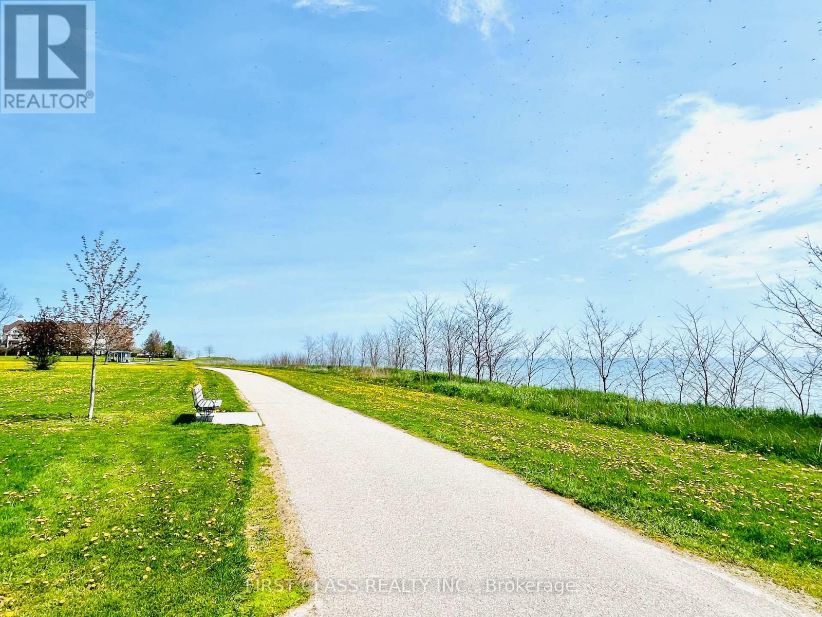 #330 50 LAKEBREEZE DRIVE - 28