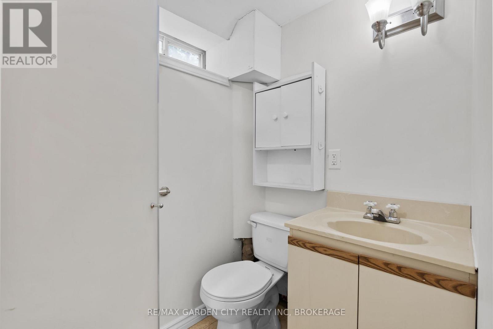 94 TUPPER DRIVE - 19