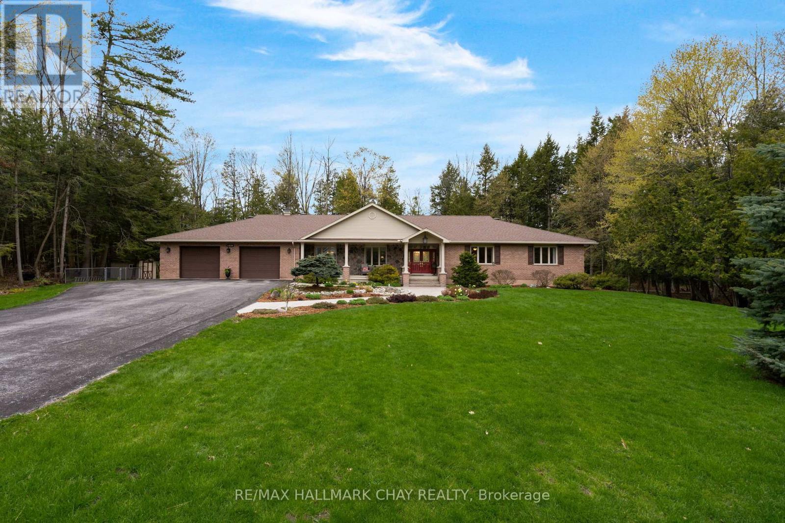1838 CARRIAGE COURT - 38