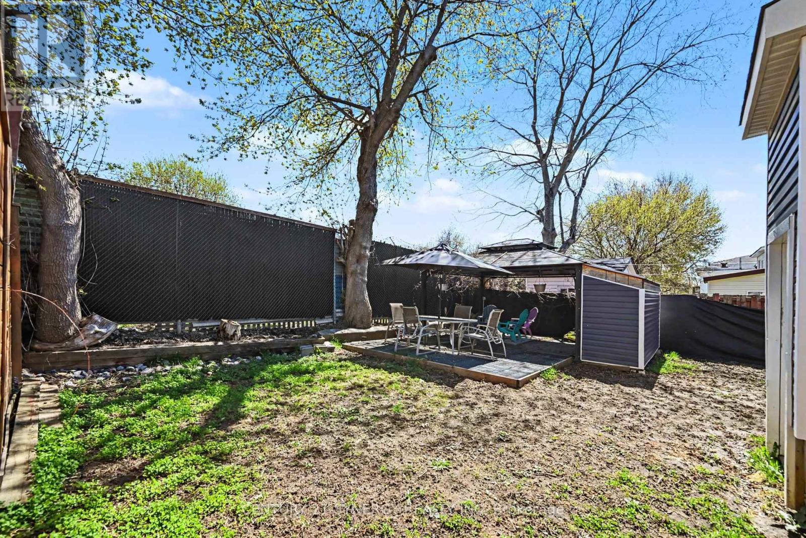 3 BERGIN AVENUE - 28
