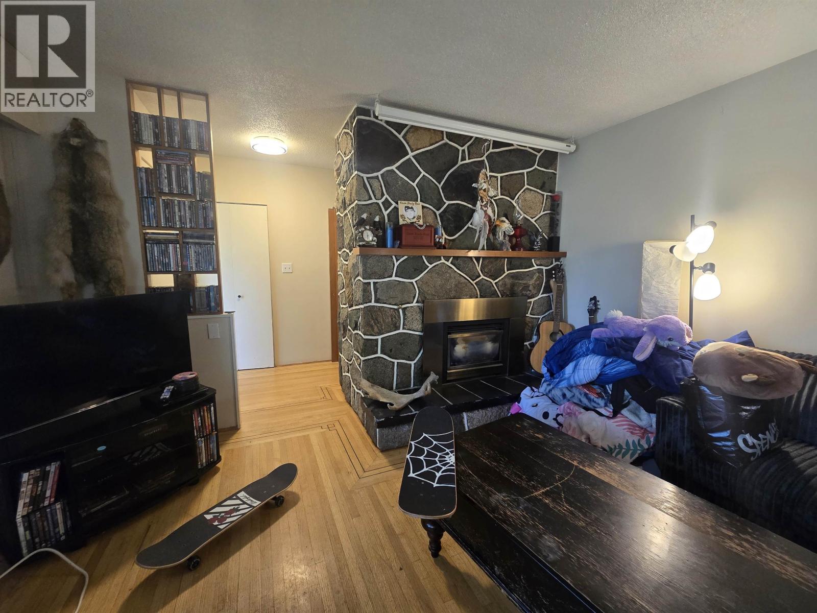 777 MCLEAN STREET - 8