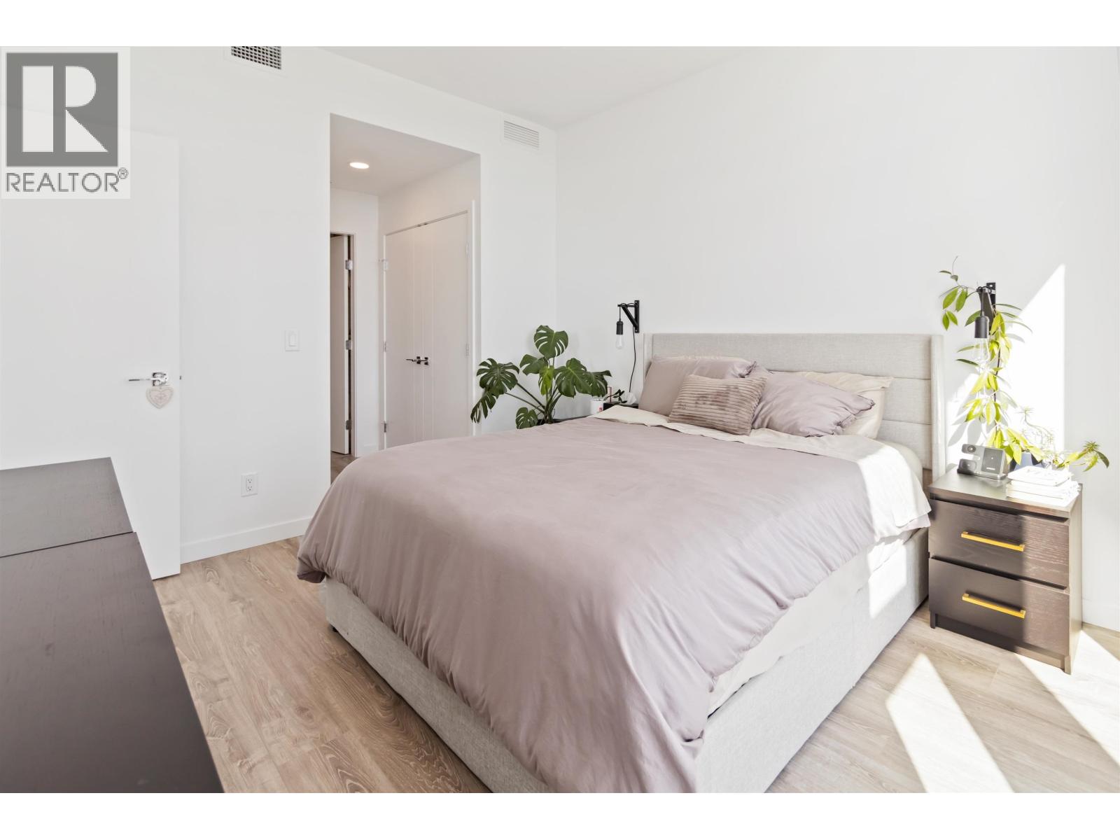 2508 680 QUAYSIDE DRIVE, New Westminster