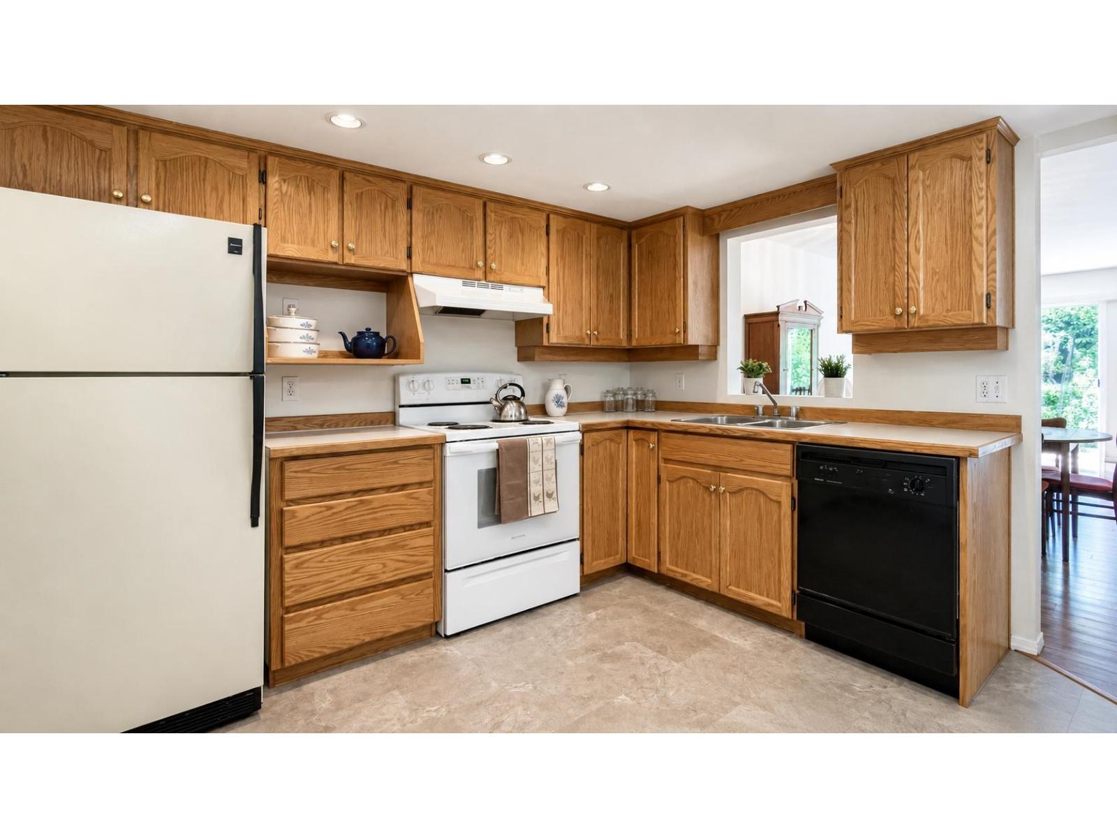 47 32361 MCRAE AVENUE, Mission