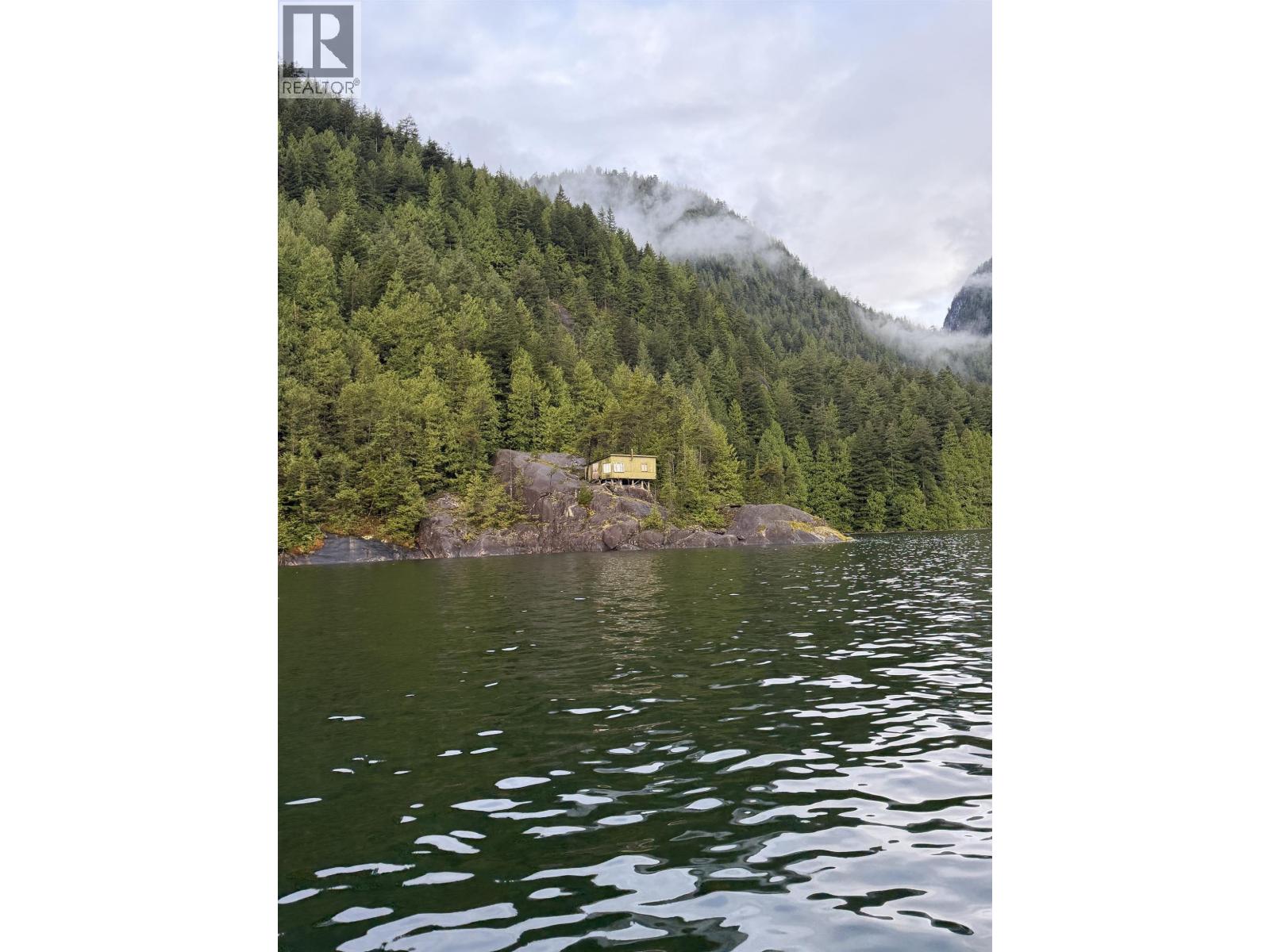 1 SOUTH OF DEBECK CREEK, Pitt Meadows