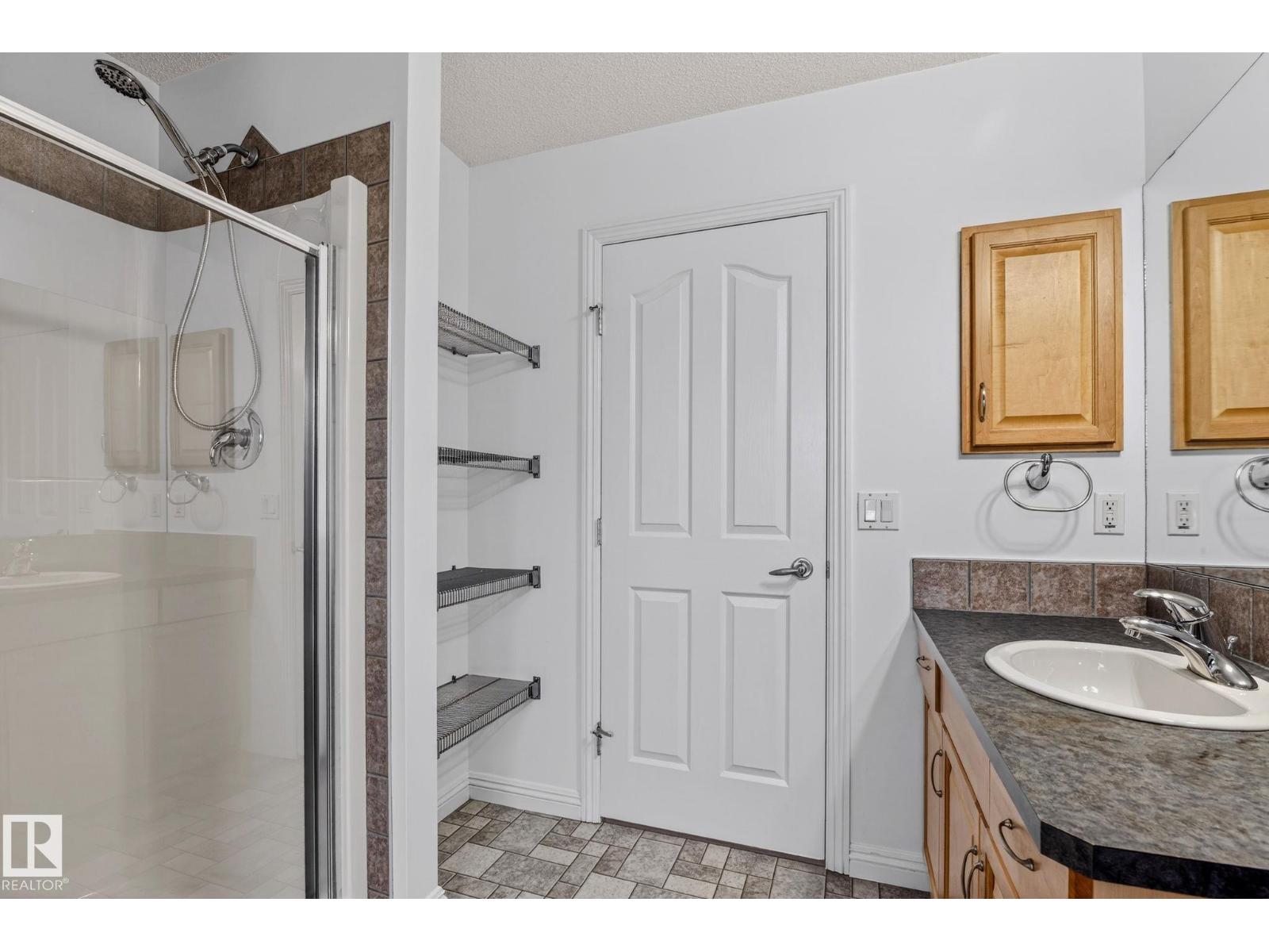 978 RUTHERFORD RD SW SW - 45