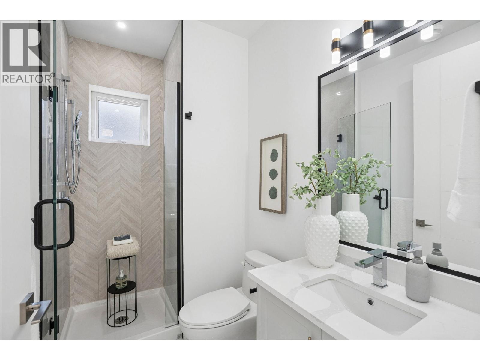 3 Bed, 3 Bath Duplex for Sale in Vancouver – 1 1005 E 55TH AVENUE, Vancouver – MLS# R3116723 - Image 5