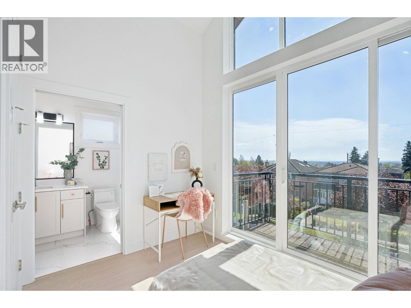 3 Bed, 3 Bath Duplex for Sale in Vancouver – 1 1005 E 55TH AVENUE, Vancouver – MLS# R3116723 - Image 24