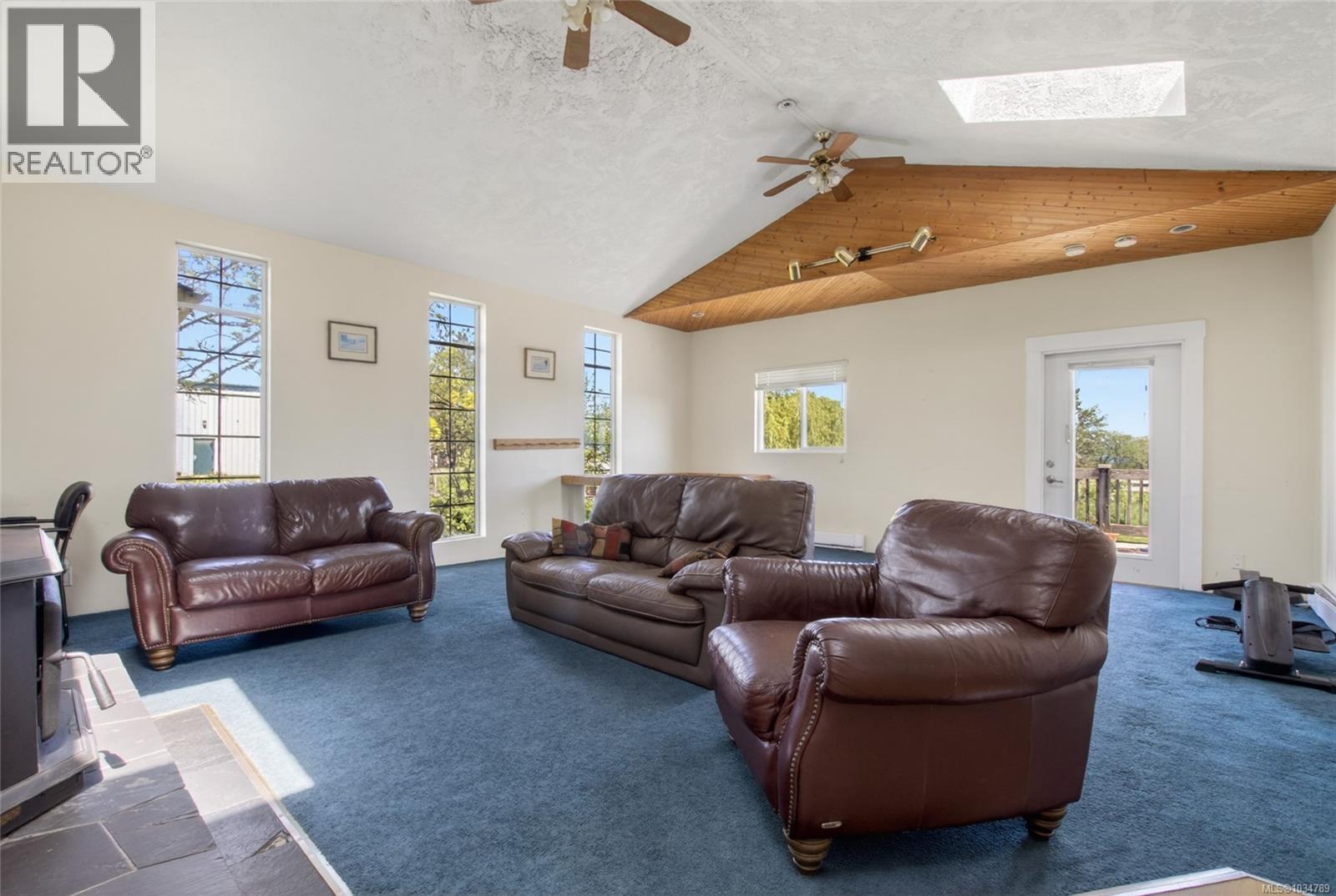 3504 Drinkwater Rd, Duncan