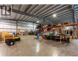 3504 Drinkwater Rd, Duncan, BC V9L5Z2 Photo 18