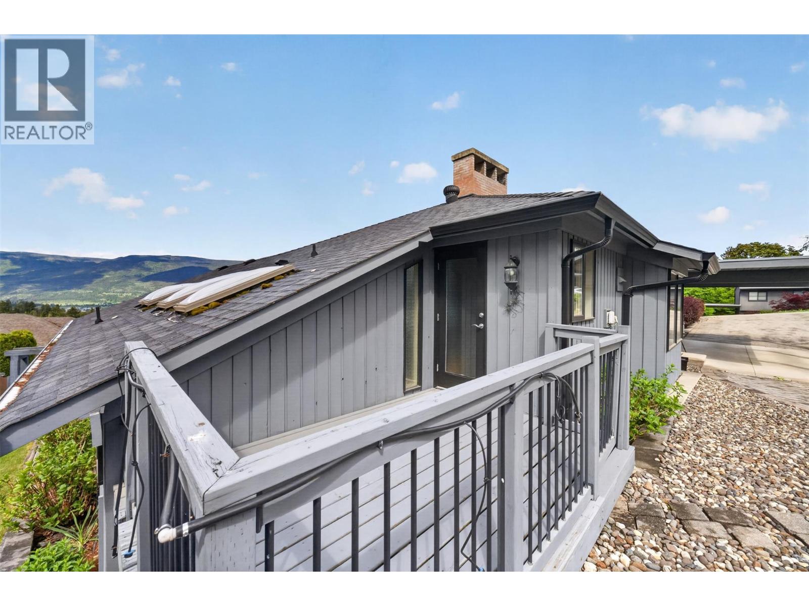 331 18 Street SE - 56