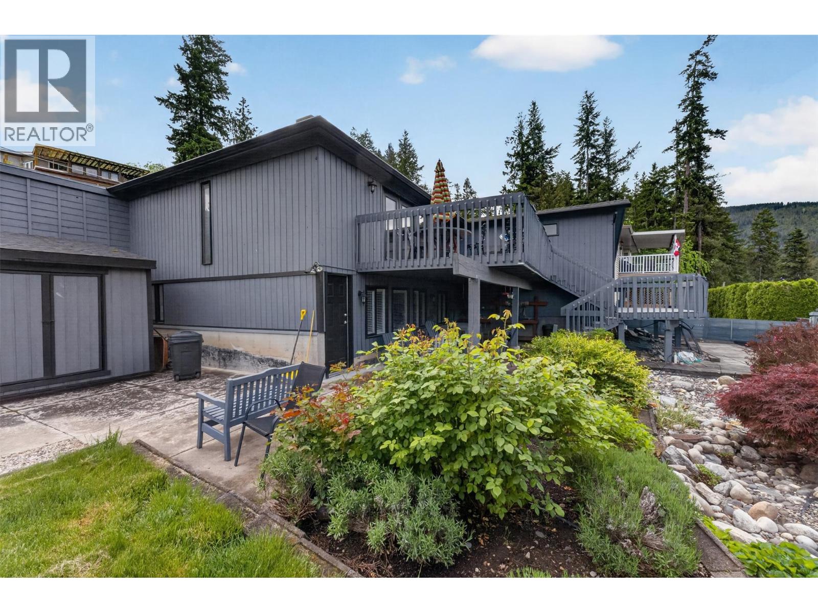  331 18 Street Southeast, Salmon Arm