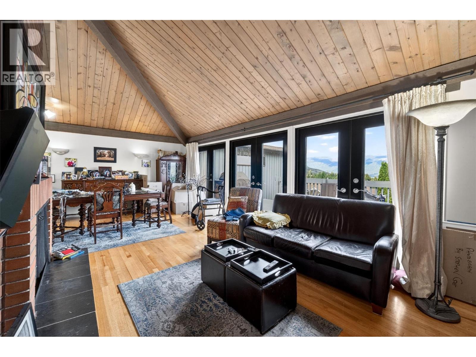  331 18 Street Southeast, Salmon Arm