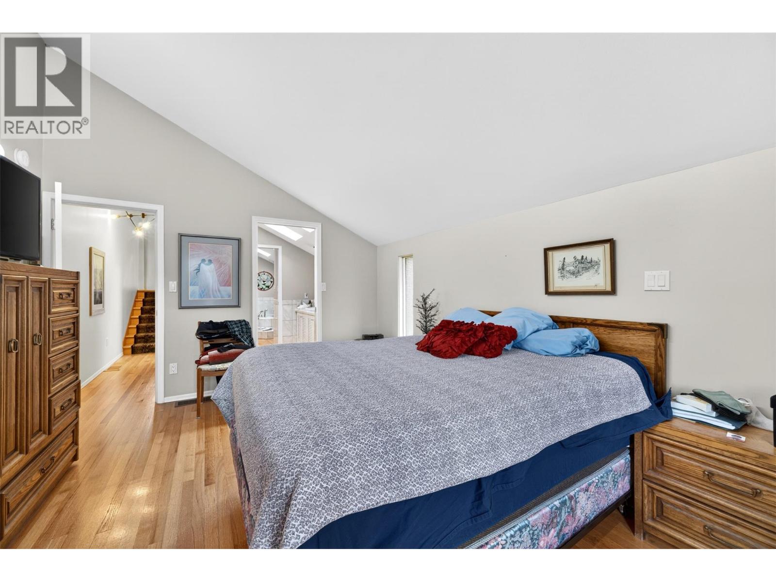  331 18 Street Southeast, Salmon Arm