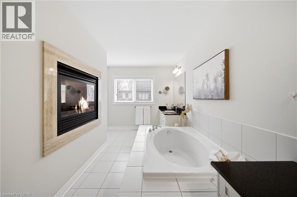 2466 VILLAGE Common, Oakville, Ontario, L6M0S2 — Photo 24