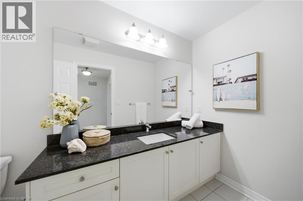 2466 VILLAGE Common, Oakville, Ontario, L6M0S2 — Photo 32
