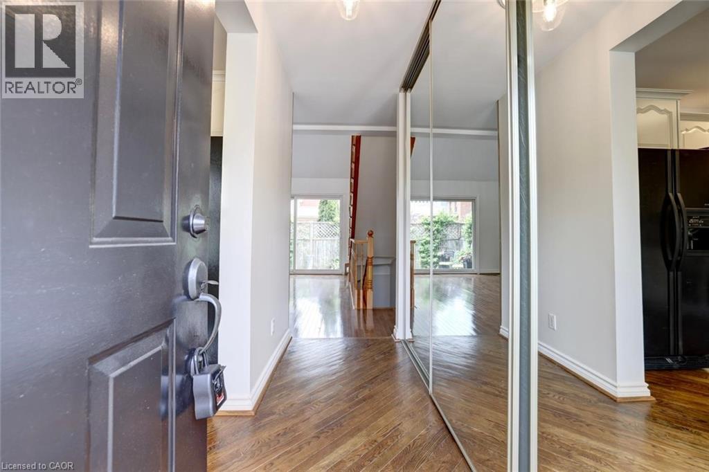 463 BLATHWAYTE Lane, Burlington, Ontario, L7S1Y4 — Photo 41