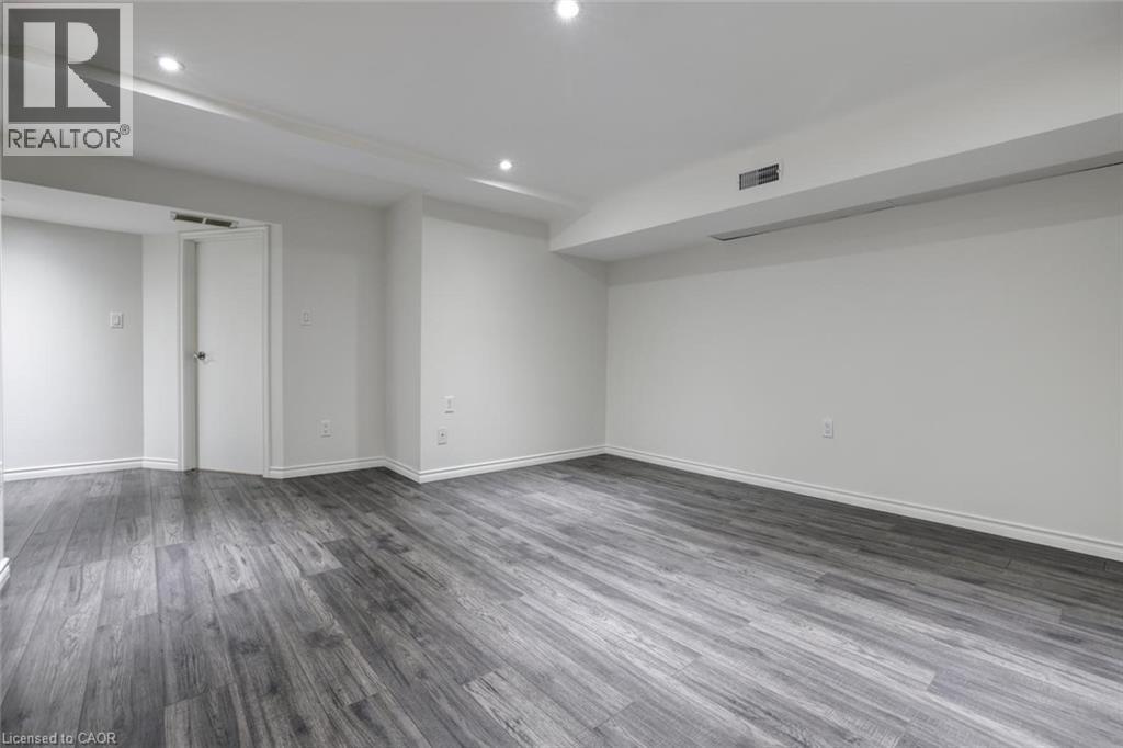 463 BLATHWAYTE Lane, Burlington, Ontario, L7S1Y4 — Photo 24