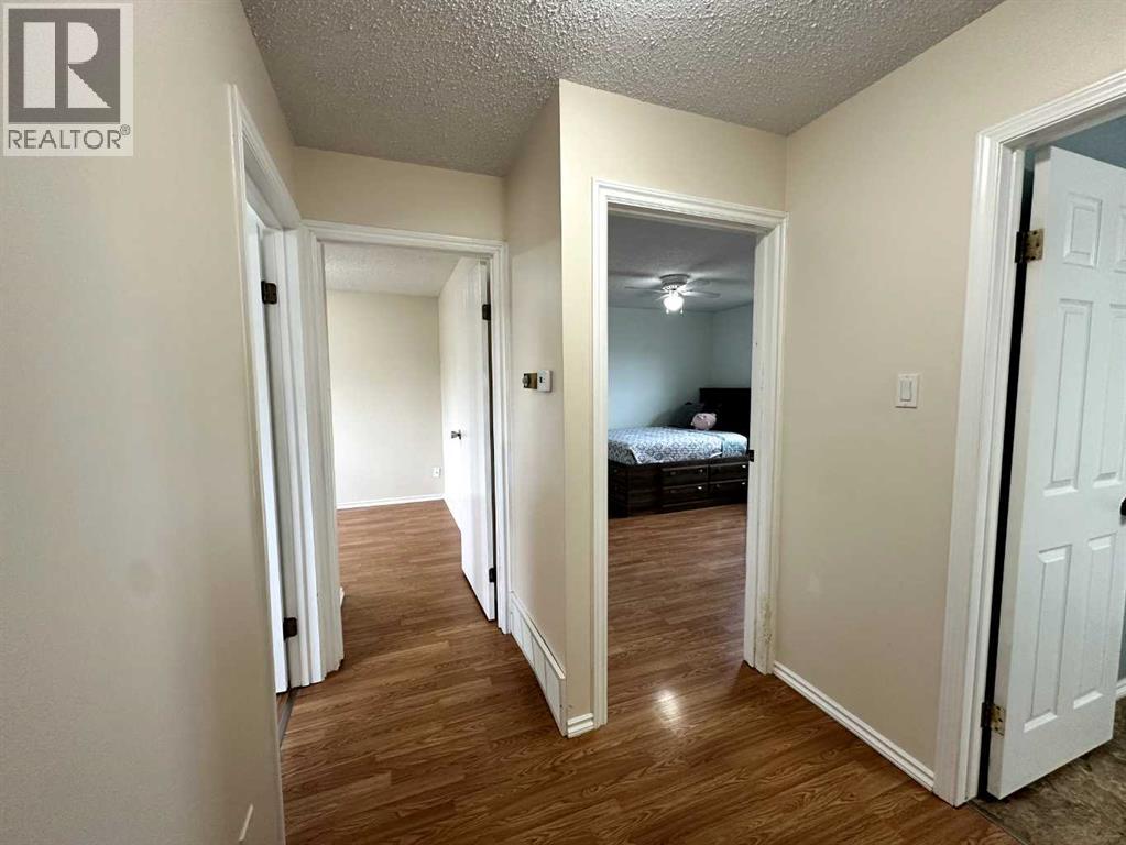 1634 5A Street — photo 16