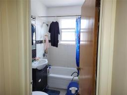 407 St John's Avenue, Winnipeg, MB R2W4L9 Photo 32