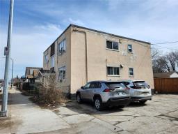 407 St John's Avenue, Winnipeg, MB R2W4L9 Photo 9