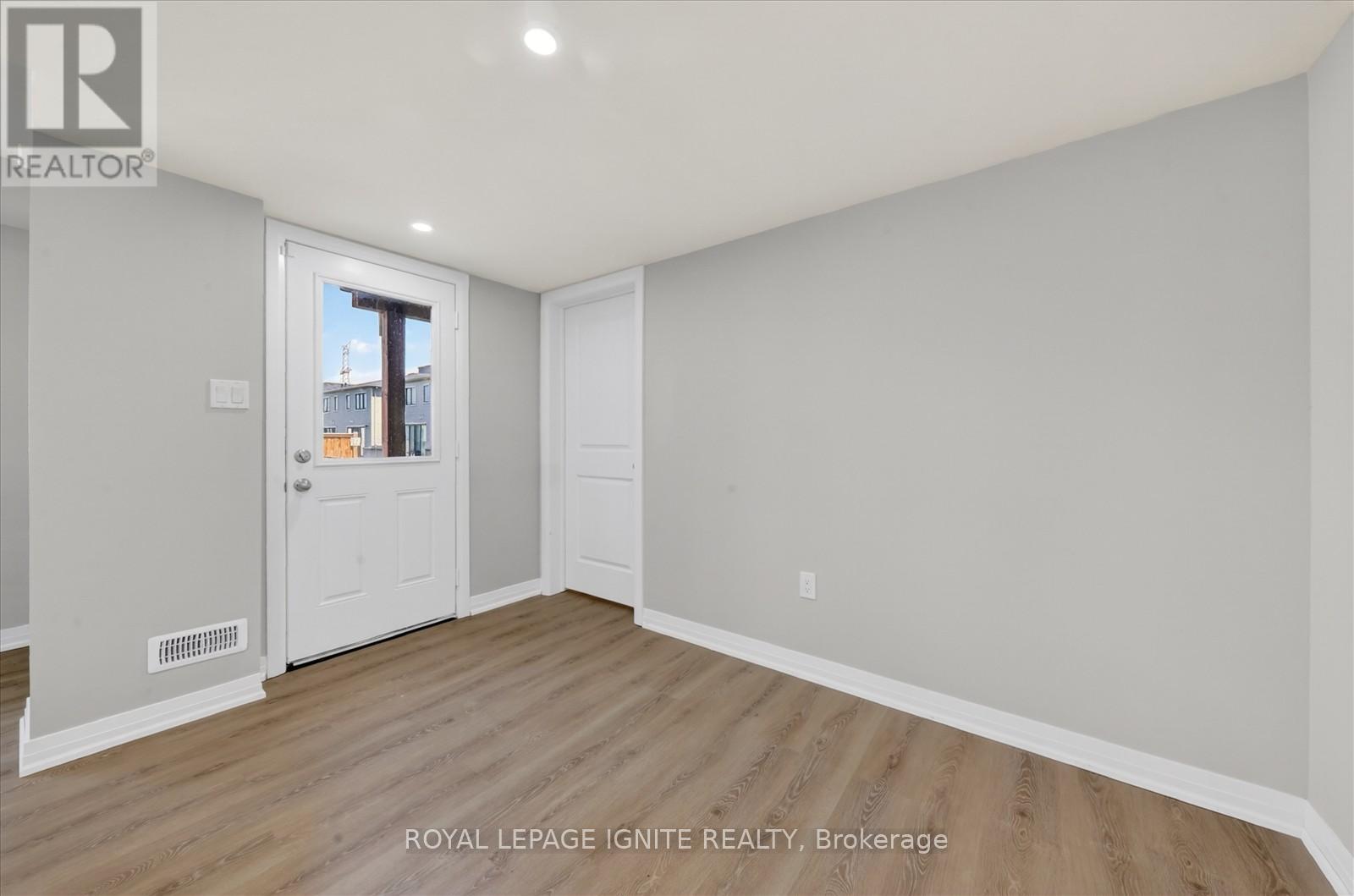 235 PORT DARLINGTON ROAD - 44