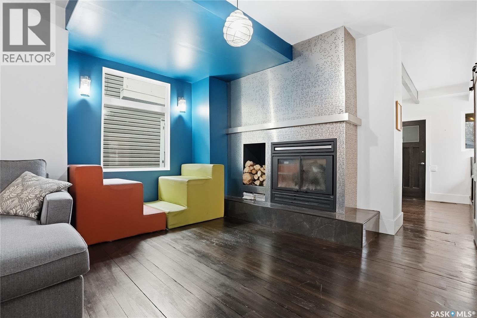 316 E AVENUE N - 13