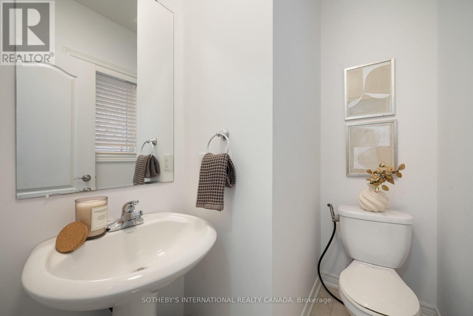 66 LEALINDS ROAD - 16