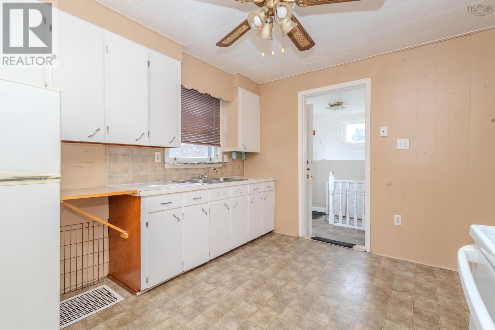 1284 George Street - 9
