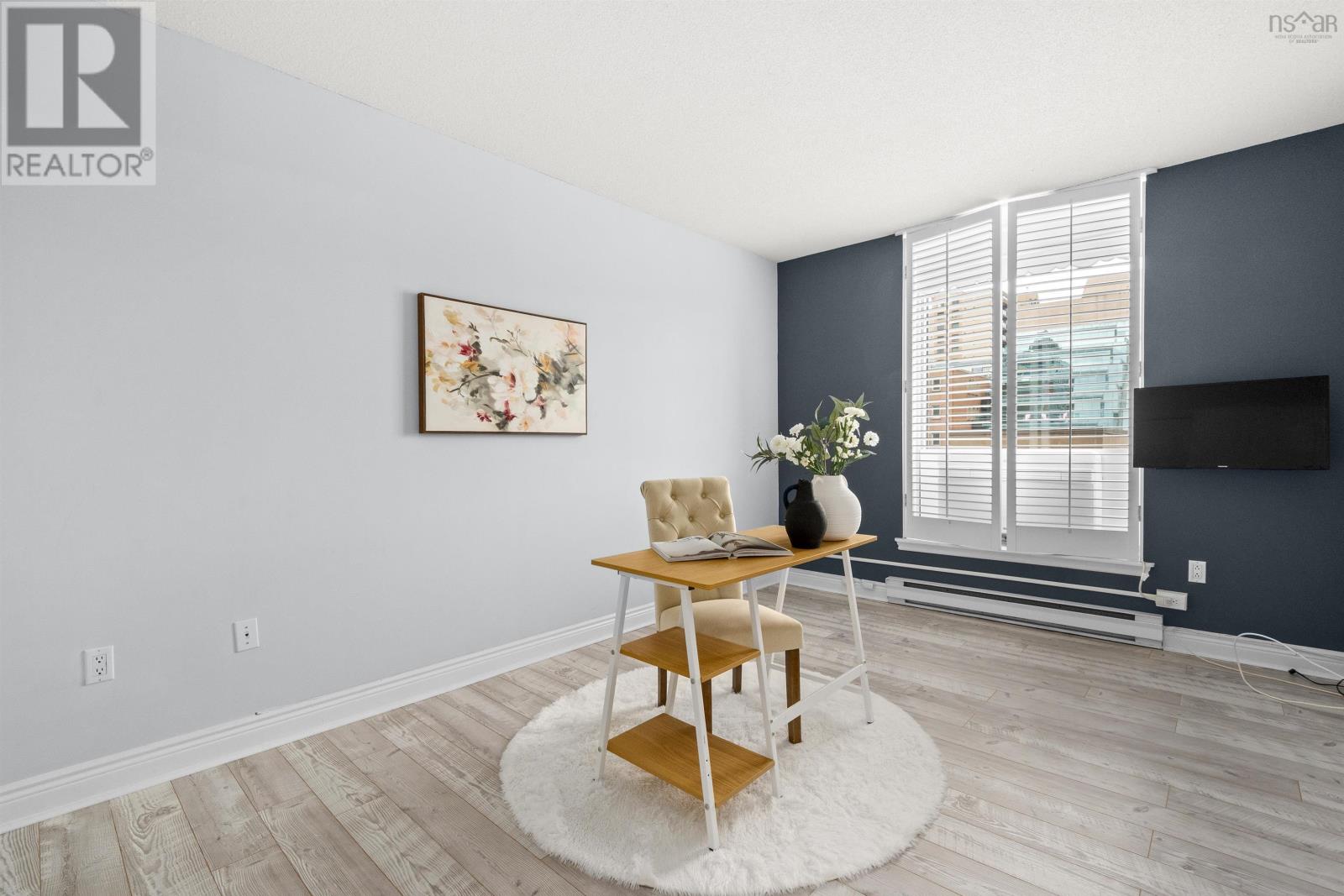 #702 1465 Brenton Street - 25