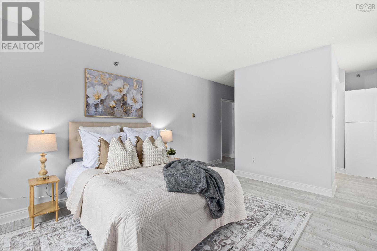 #702 1465 Brenton Street - 31