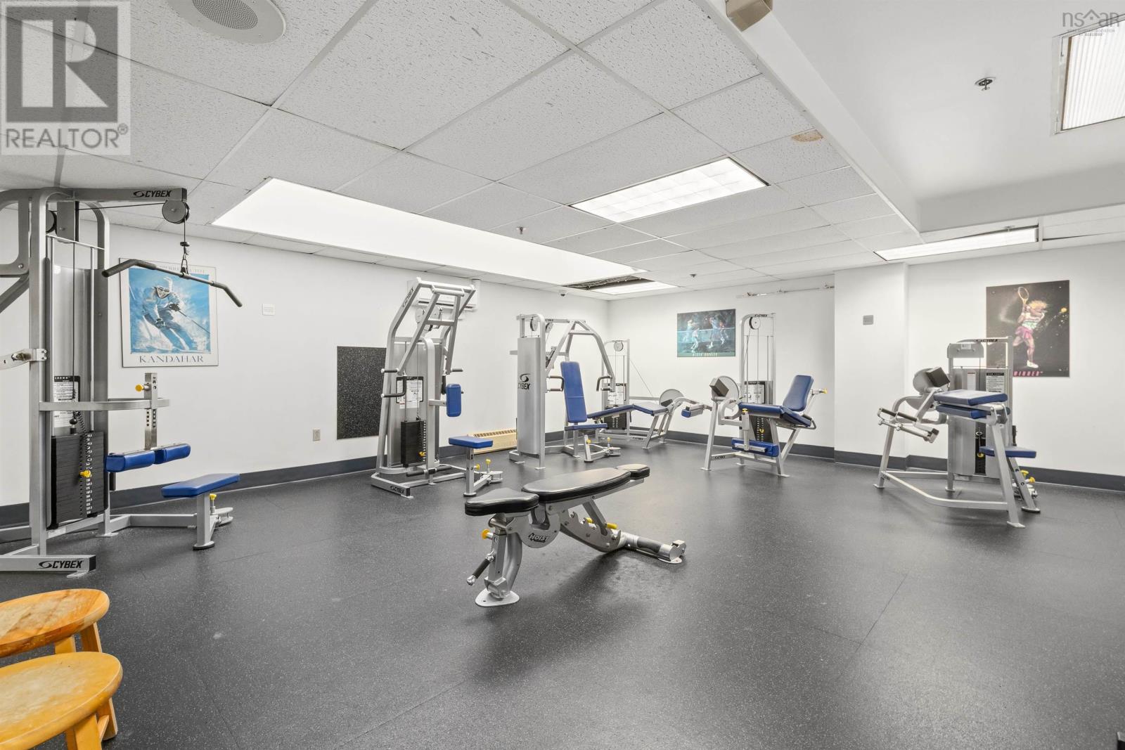 #702 1465 Brenton Street - 39