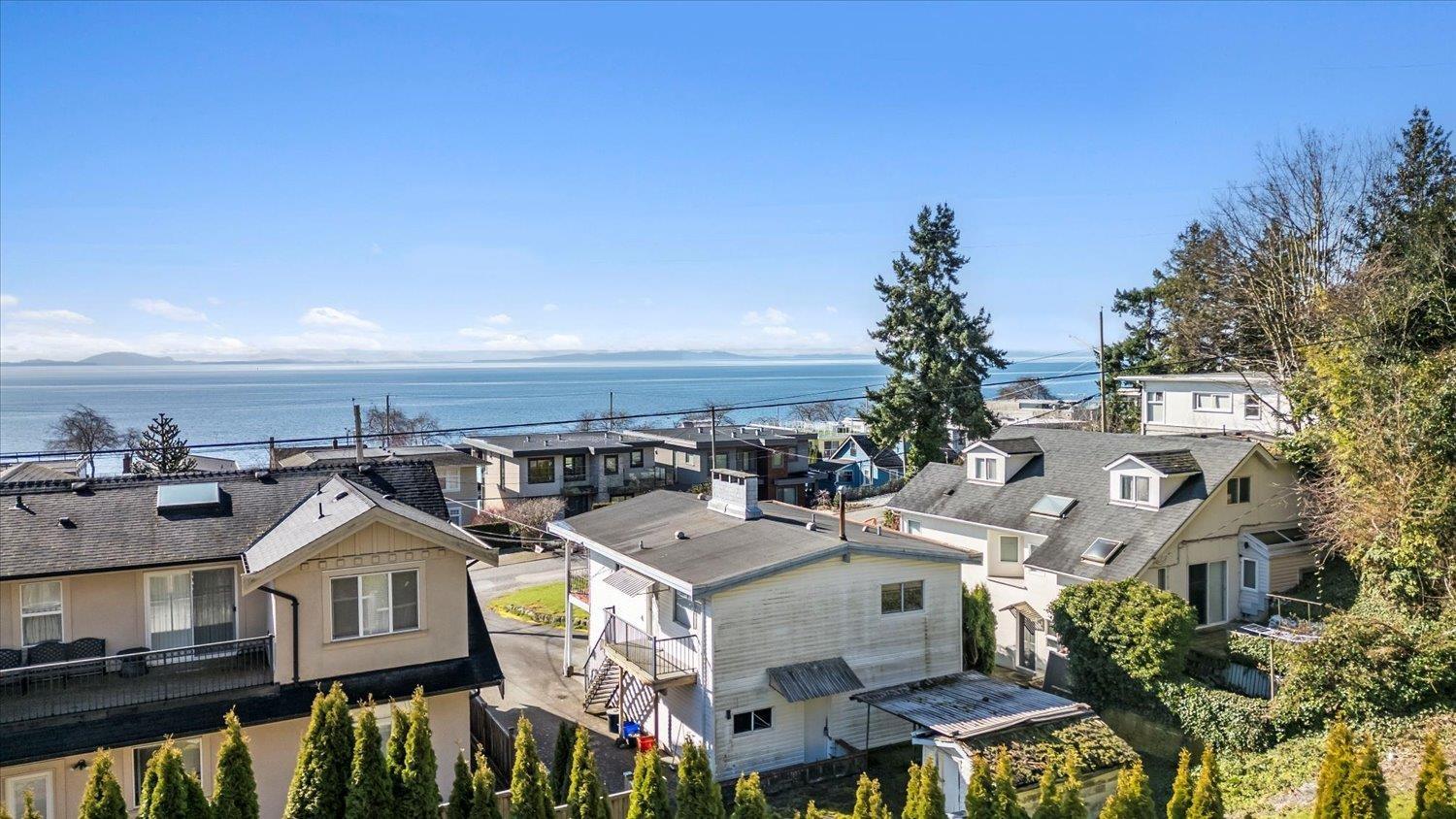 14667 W BEACH AVENUE, White Rock
