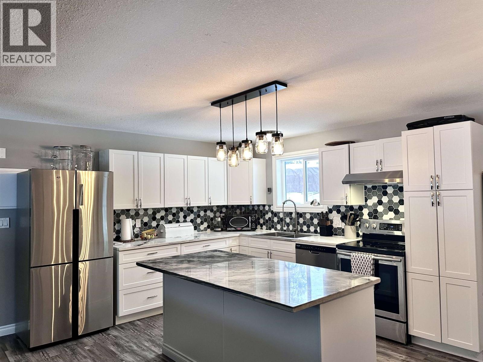 2725 TAMARACK ROAD - 5