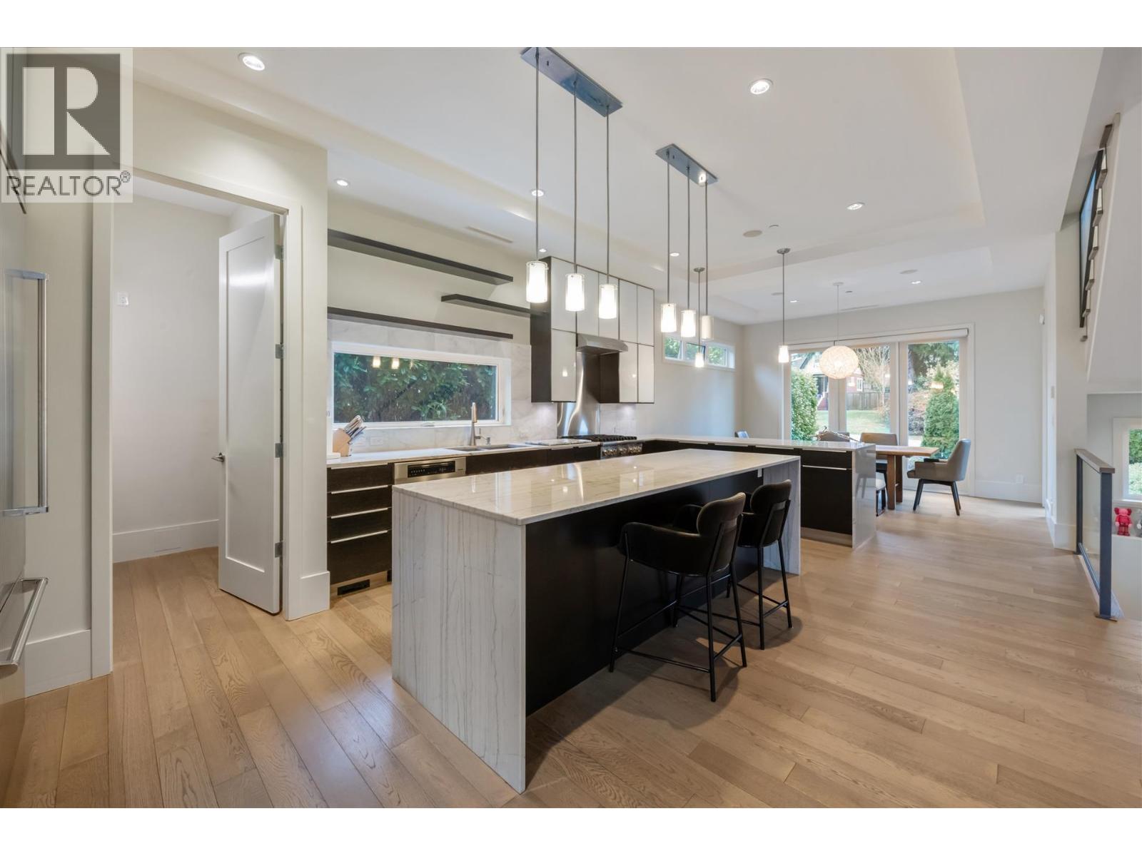 4 Bed, 4 Bath House for Sale in Vancouver – 6109 HIGHBURY STREET, Vancouver – MLS# R3107407 - Image 7
