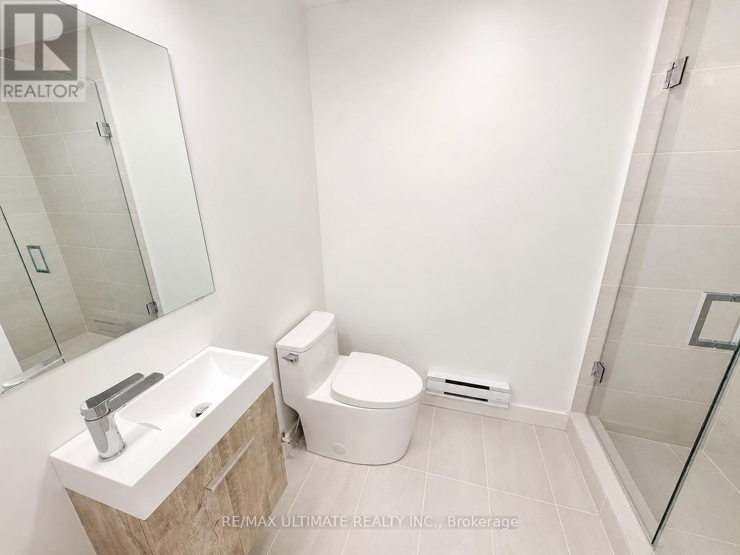 35 BLACKTHORN AVENUE - 43