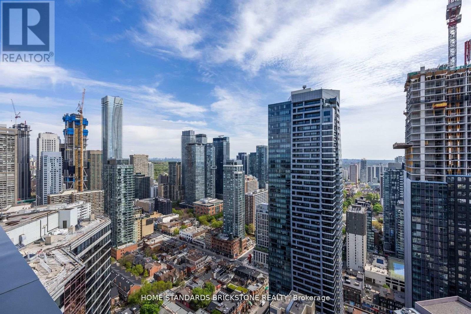 #3907 955 BAY STREET - 35