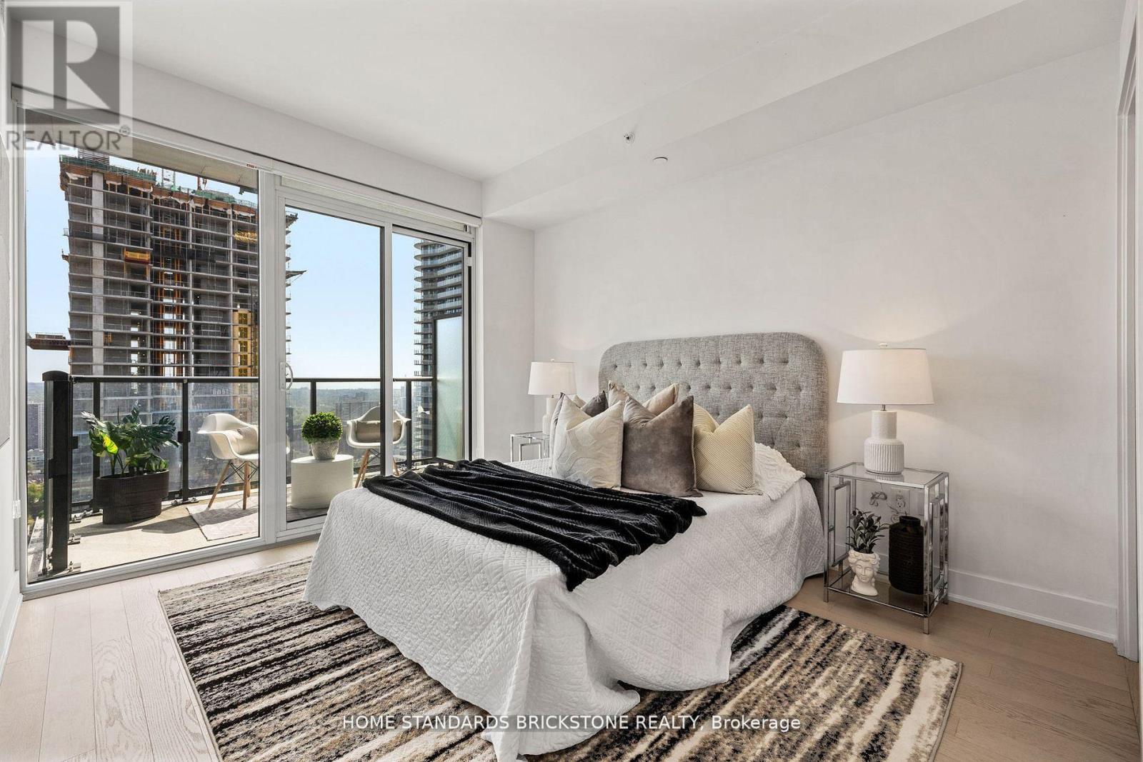 #3907 955 BAY STREET - 17