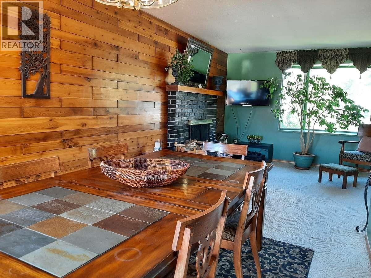 1323 7TH AVENUE - 10