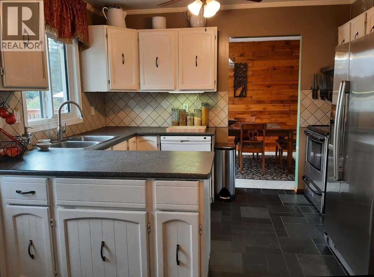 1323 7TH AVENUE, Valemount