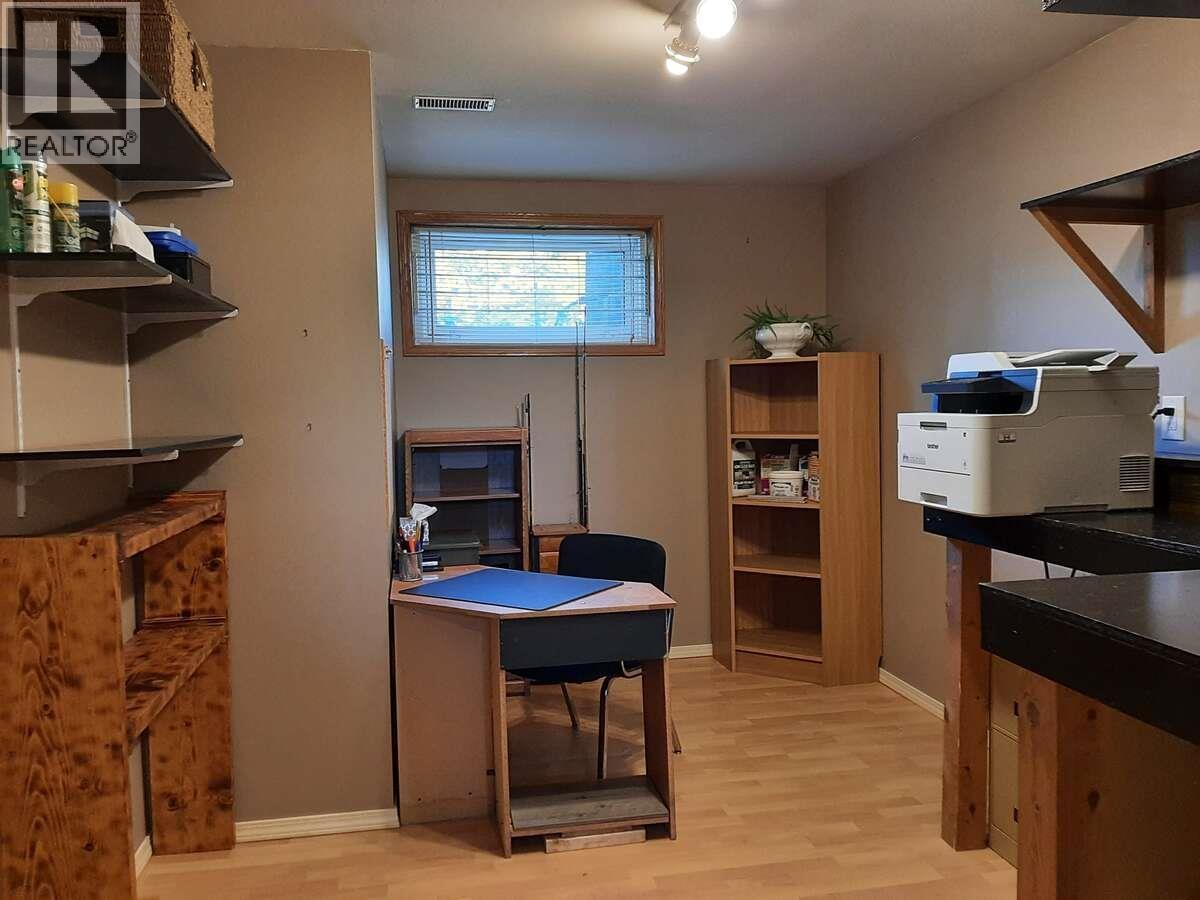 1323 7TH AVENUE, Valemount