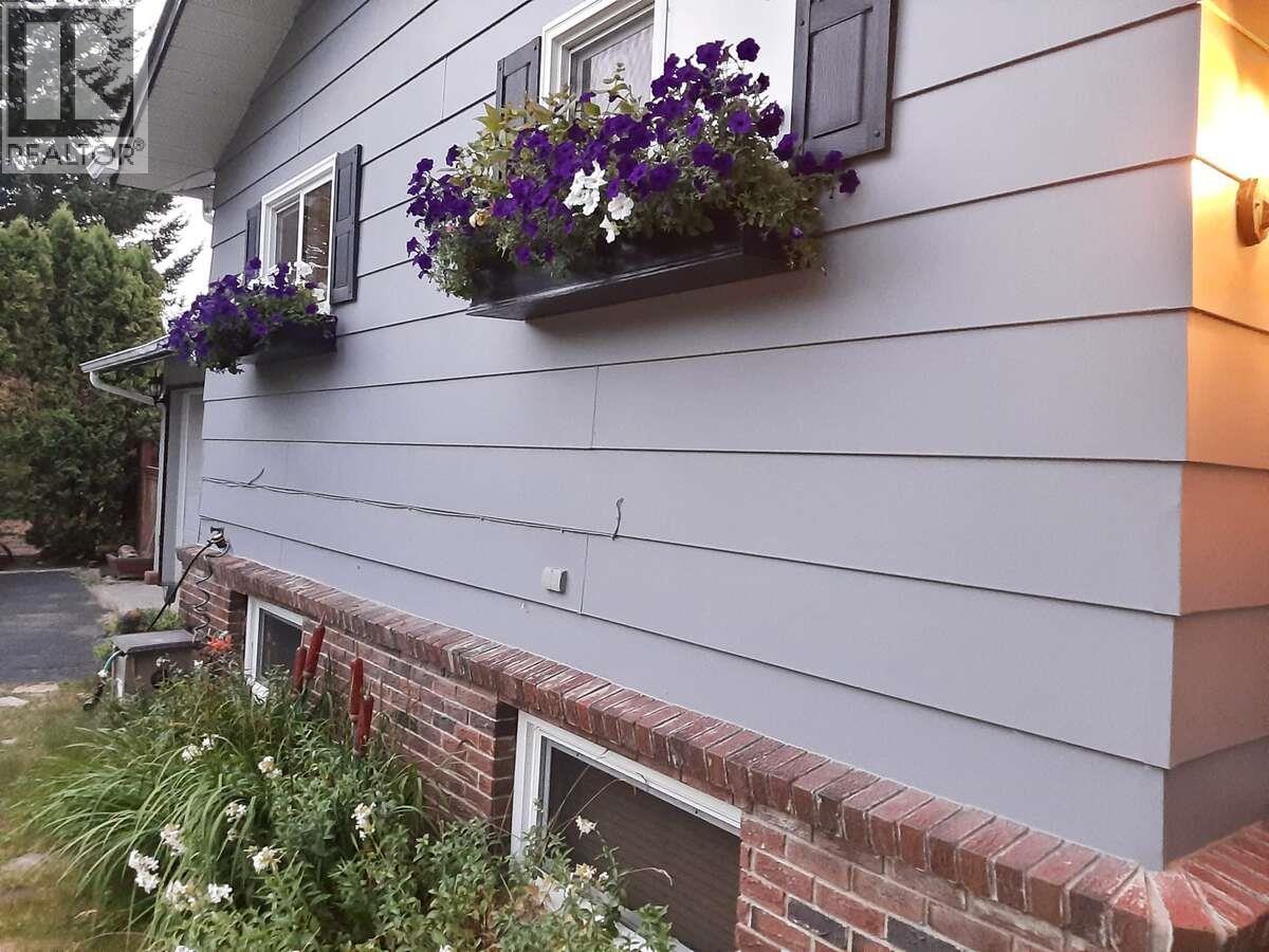 1323 7TH AVENUE, Valemount