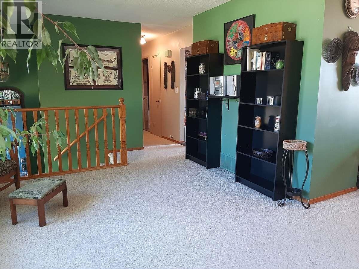 1323 7TH AVENUE - 8