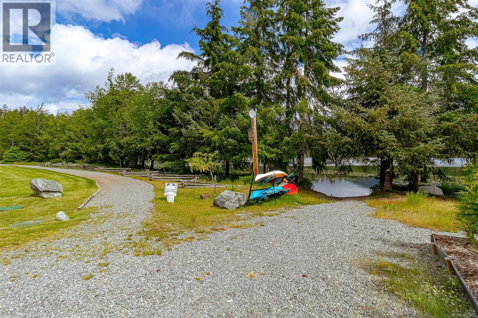 #5 8631 South Shore Rd - 40