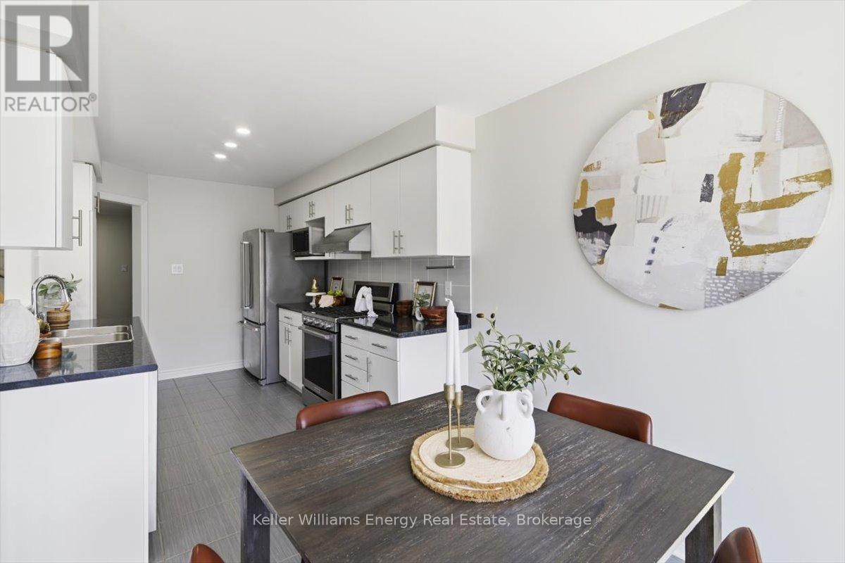 21 DENNY STREET - 12