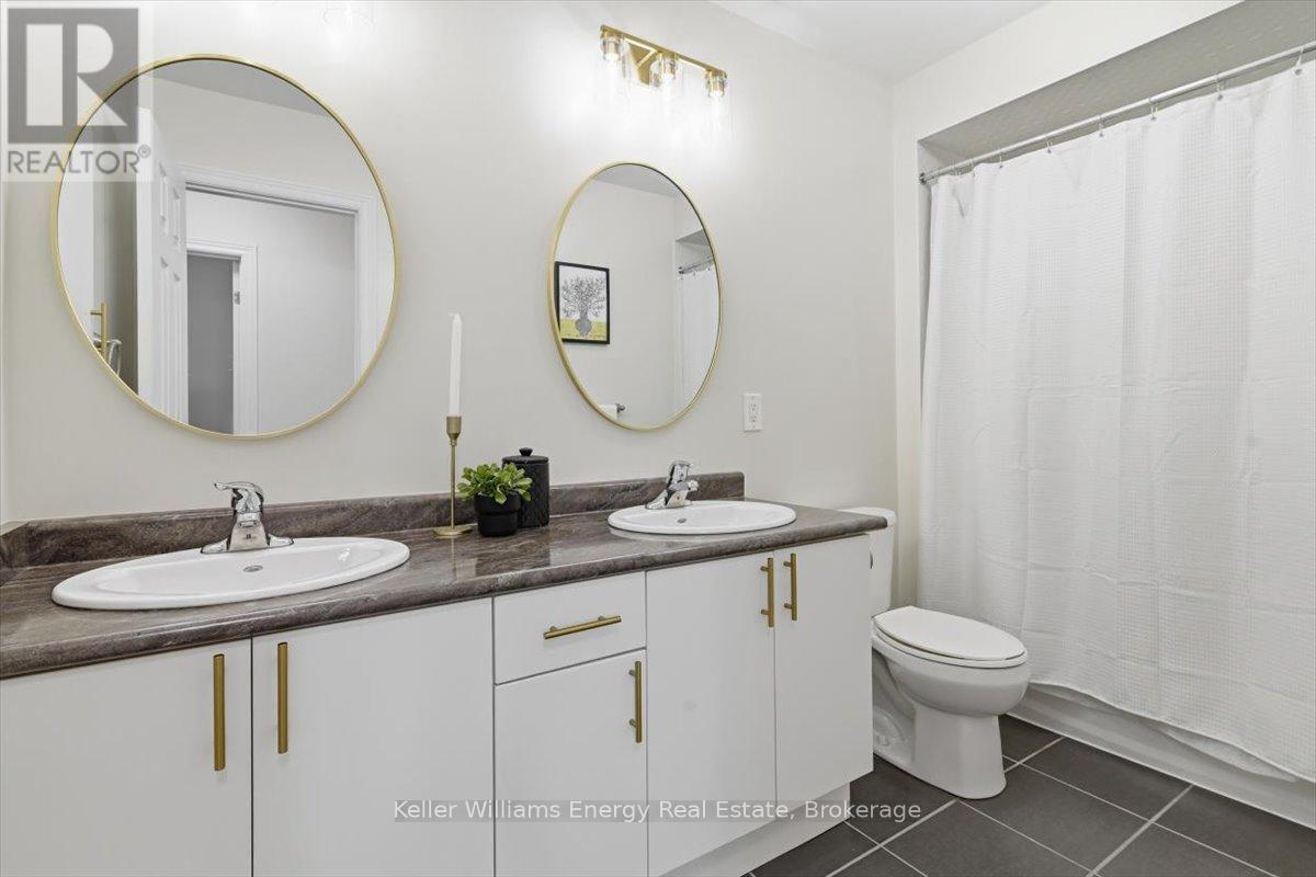 21 DENNY STREET - 24
