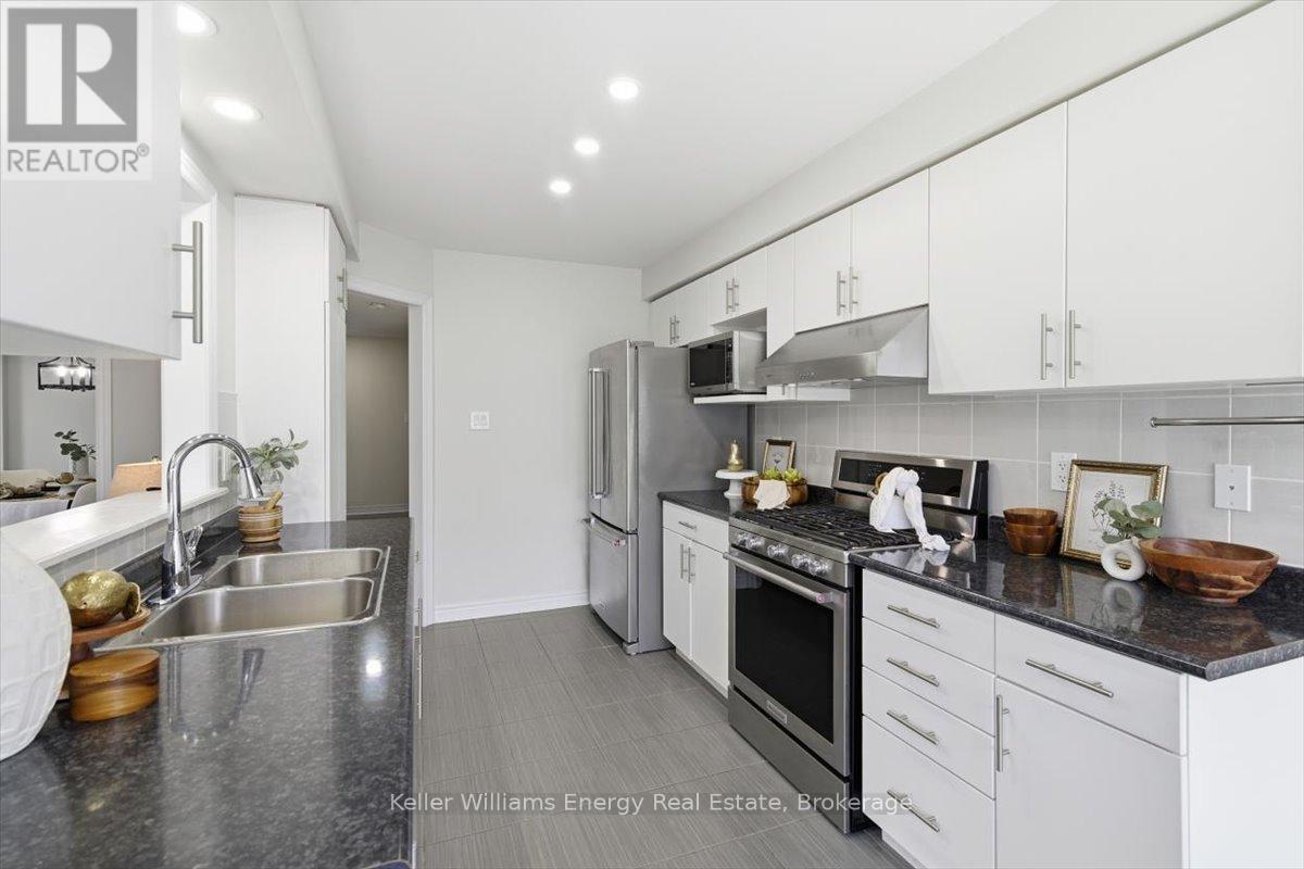 21 DENNY STREET - 9