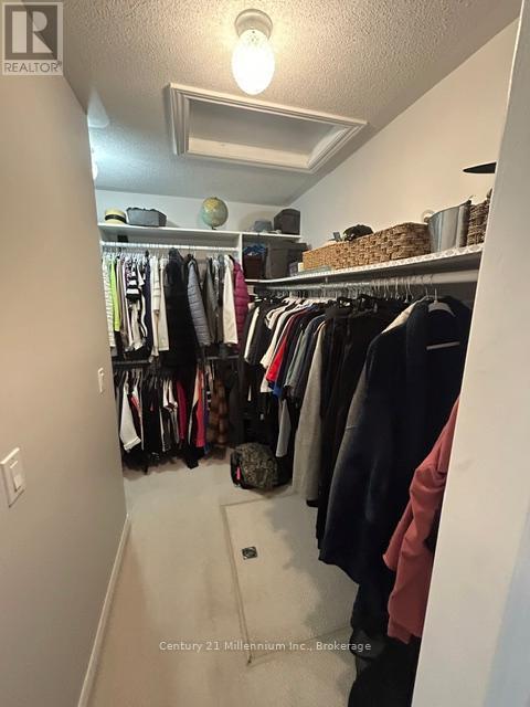 8 KENTUCKY AVENUE - 11