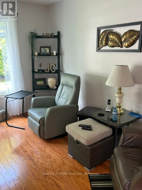 8 KENTUCKY AVENUE - 6