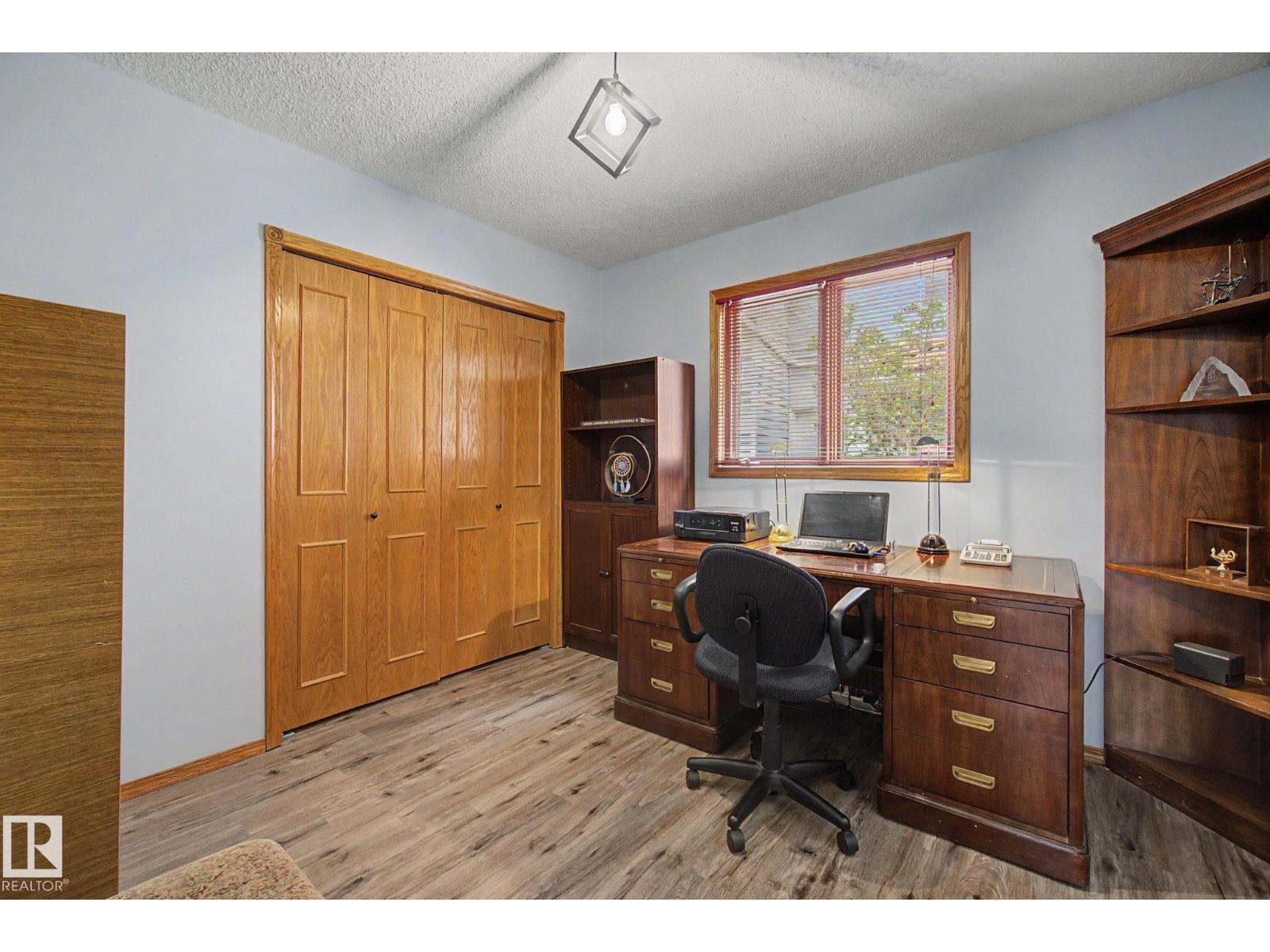 1 FIELDSTONE DR - 23